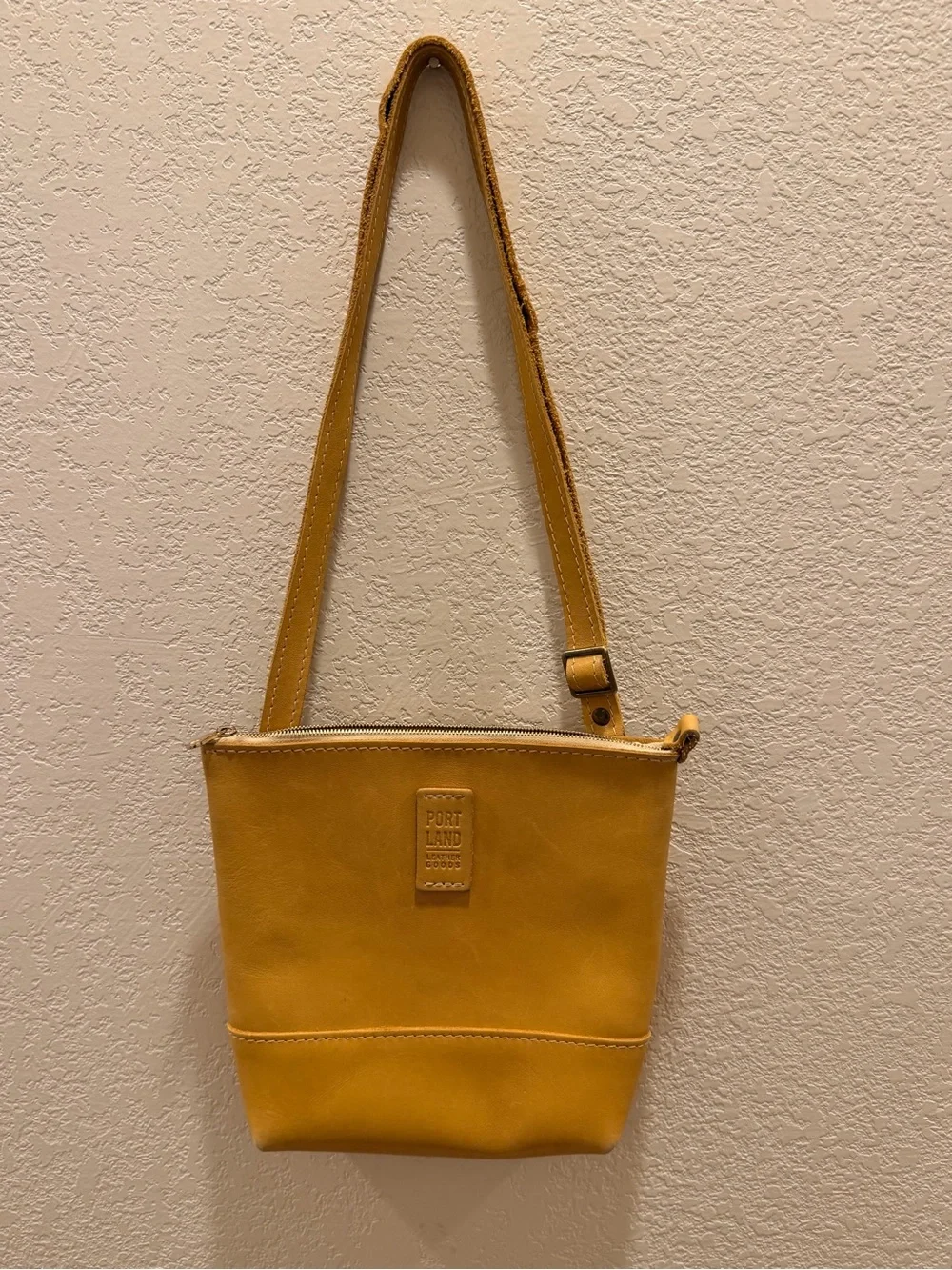 Portland Festival Leather Sunflower Shoulder Crossbody